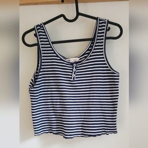 Girls black and white acrylic vest